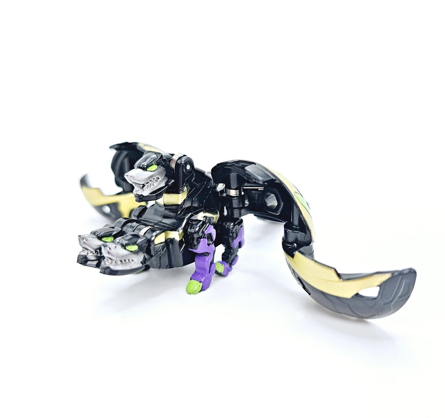 Darkus/Aurelus Howlkor x Serpenteze Ultra | Sakura Bakugan